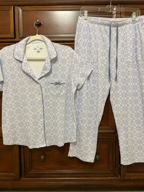 Karen Neuburger Blue and White Print Cottagecore Two-Piece Pajama Set SIZE M